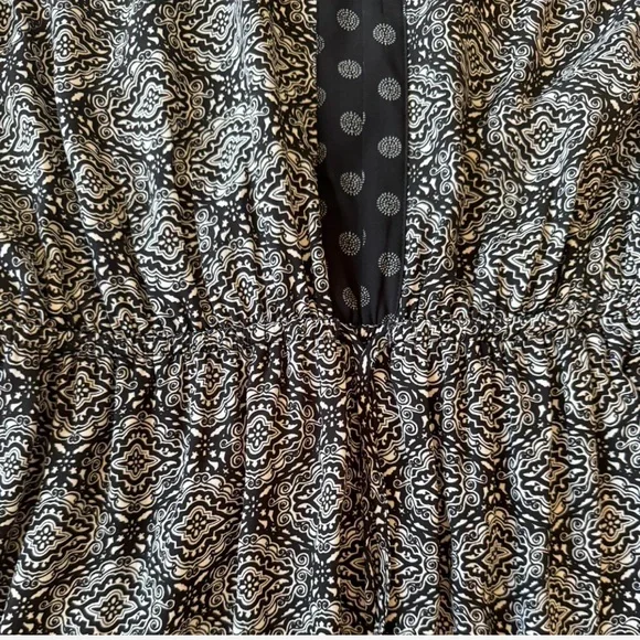 DR2 Blue and Black Patterned Mini Dress - Picture 2 of 5